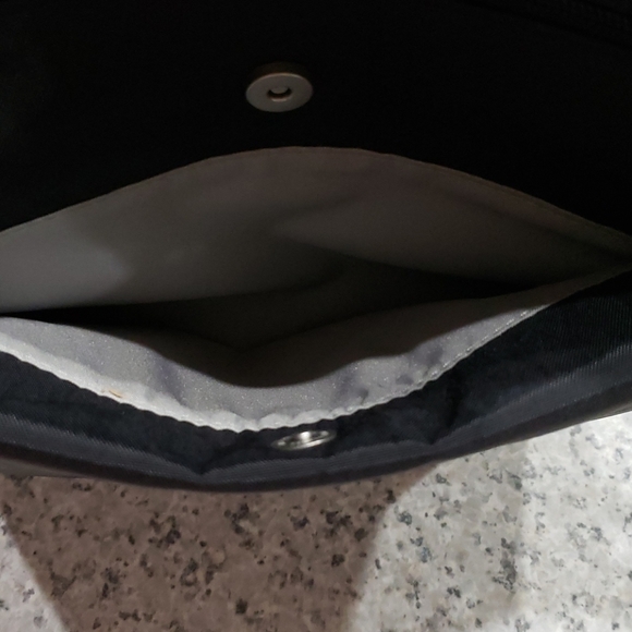 Baggalini Bag - Picture 5 of 10